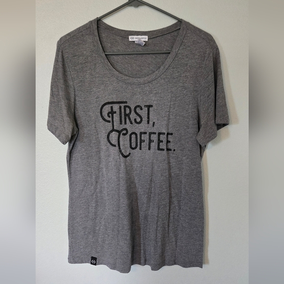 Cents of Style Gray Graphic Tees Size Large - Picture 1 of 7
